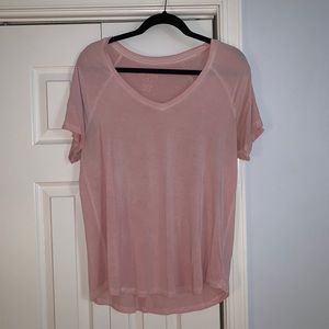 basic pink tee